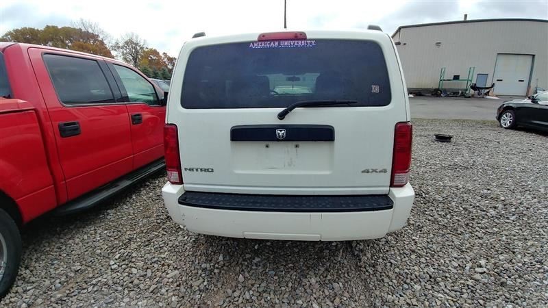 Driver Sun Visor With Illumination Fits 07-10 NITRO 78432