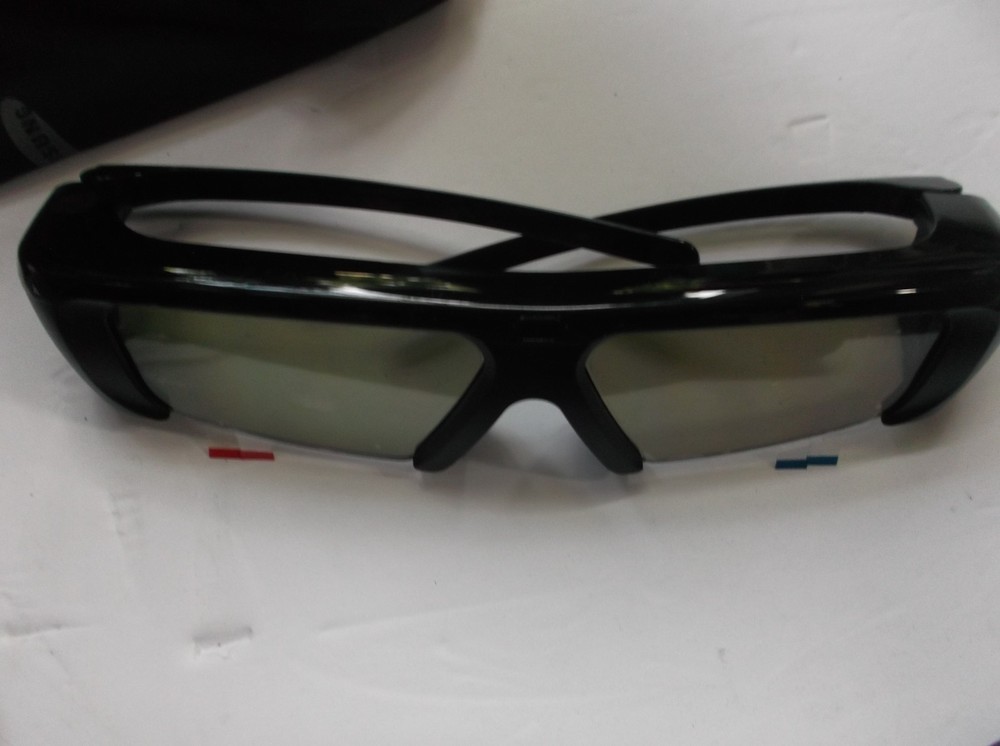 SAMSUNG 3D GLASSES STARTER KIT