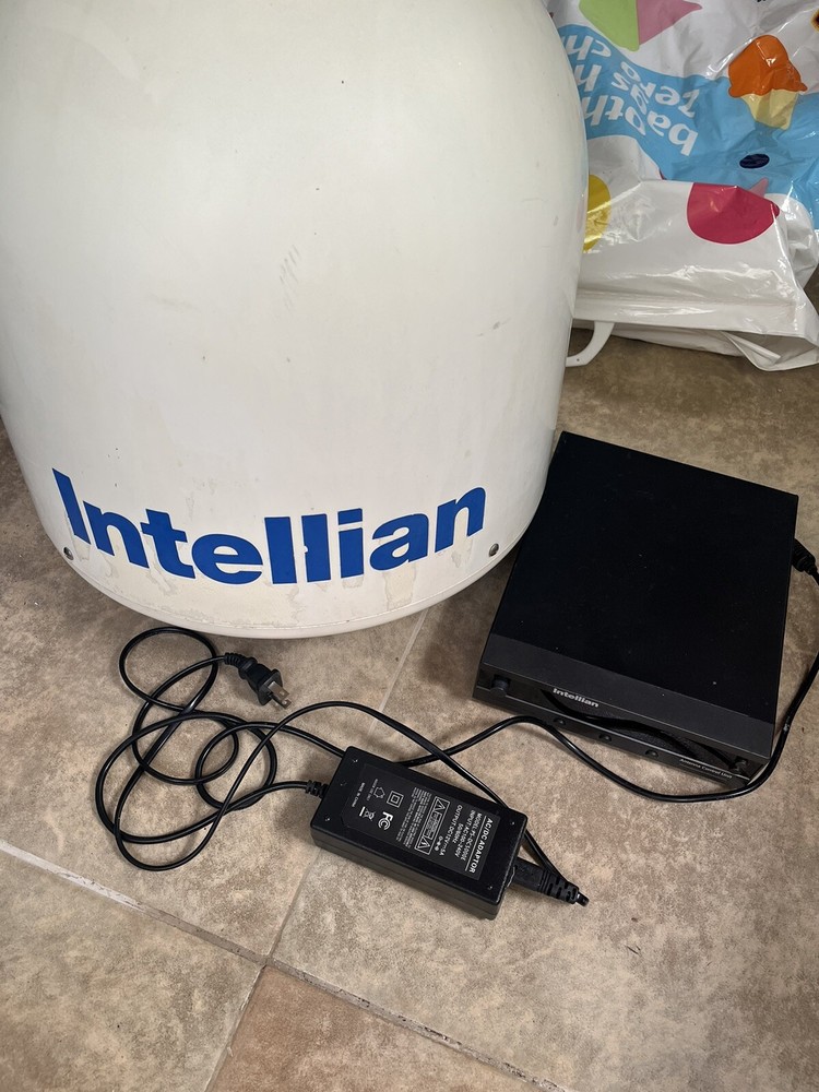 Intellian satellite antenna With Control Unit