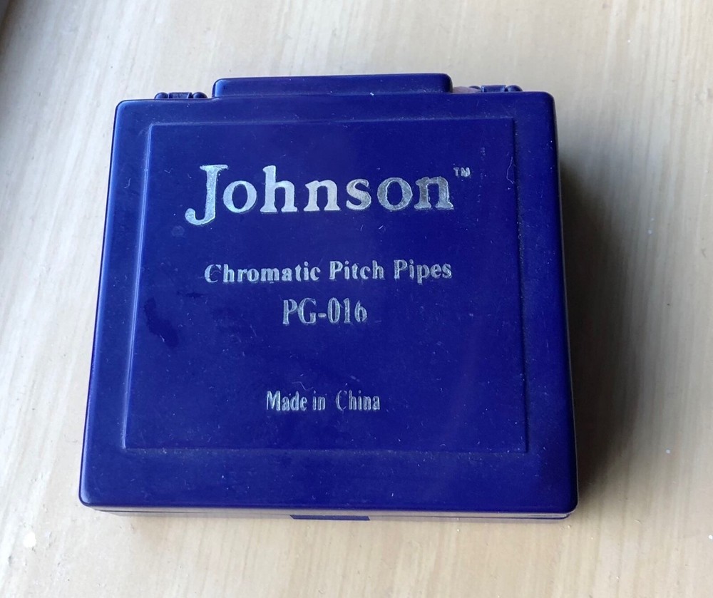 Johnson Chromatic Pitch Pipe C-C A-440 with Note Selector and Carrying Case