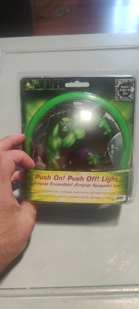 2003 Hulk Push On Push Off Light