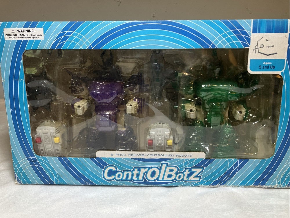 Vintage 2 pack ControlBotZ remote-controlled Robots 2002 NOS, untested