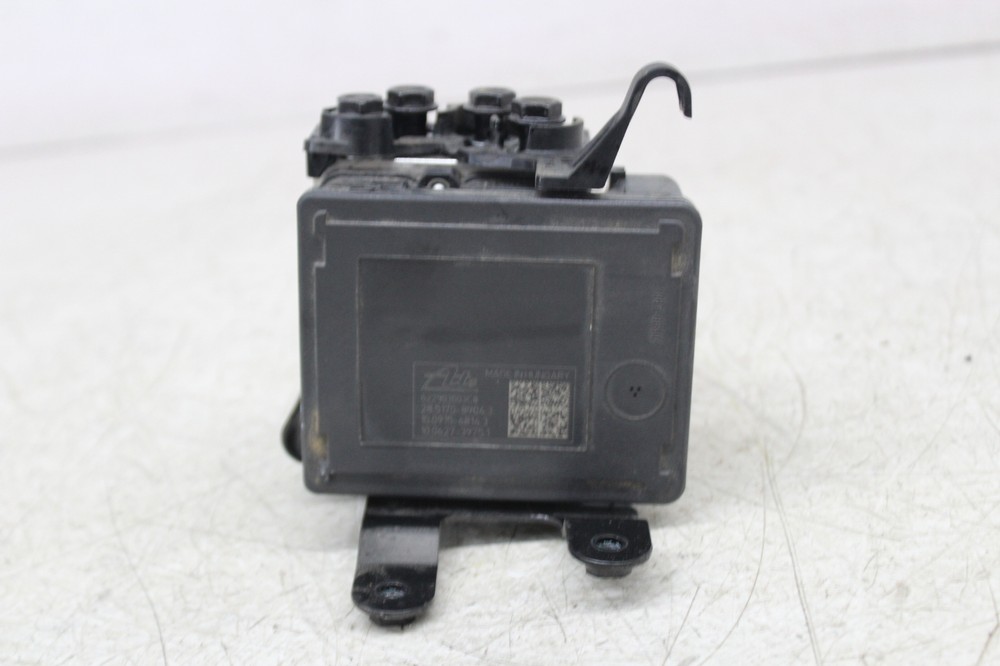 23-24 TRIUMPH STREET TRIPLE 765 ABS PUMP UNIT MODULE
