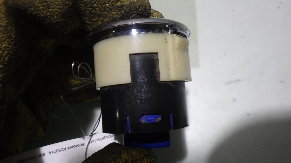 12 INFINITI G37 Ignition Start And Stop Button