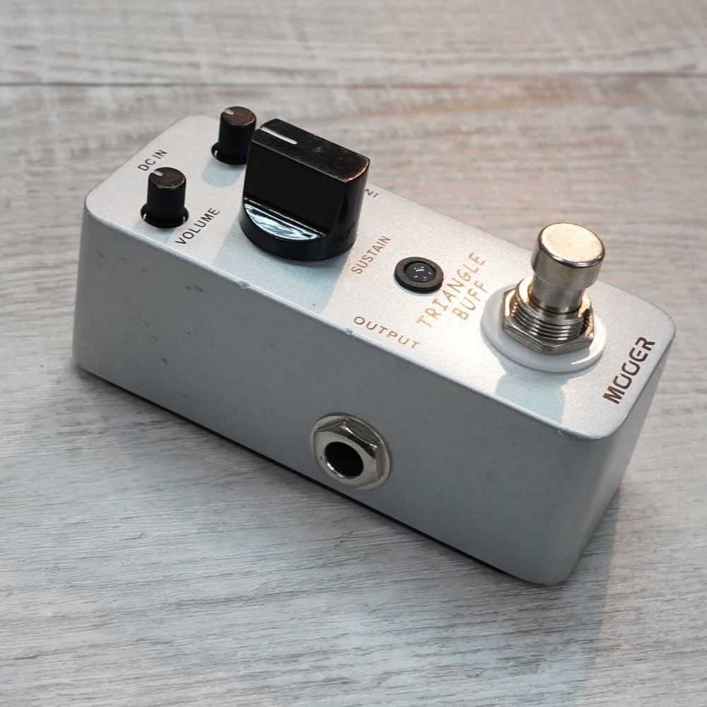 MOOER Triangle Buff