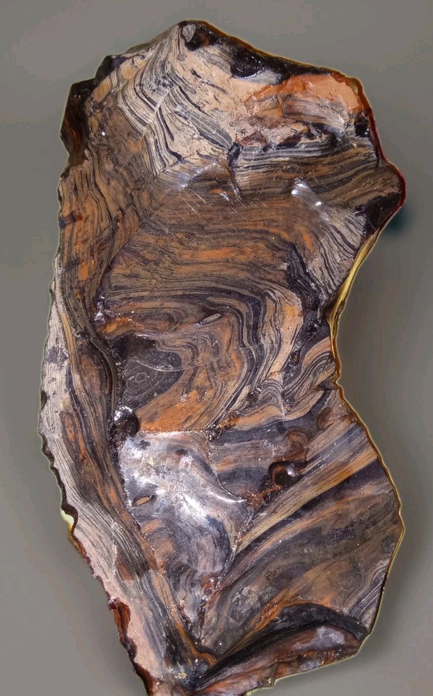 Tri-Flow Obsidian Slab 9.2 oz