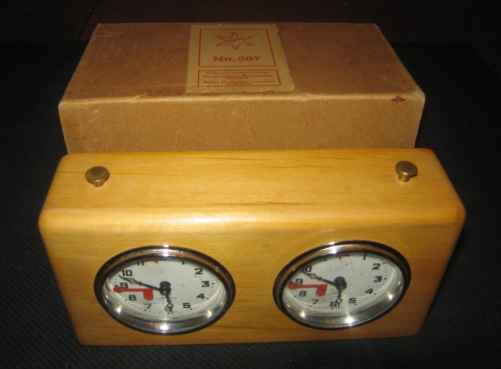 Pristine 1950s Alpha German Chess Clock Timer Model # 507 with Original Box