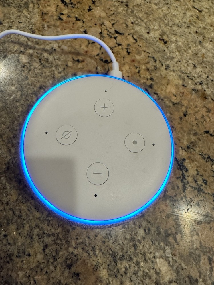 Amazon C78MP8 Echo Dot 3rd Generation Smart Speaker w/ AC Adapter