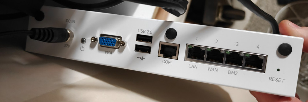 Sophos XG 115 Rev. 2 Network Security Firewall