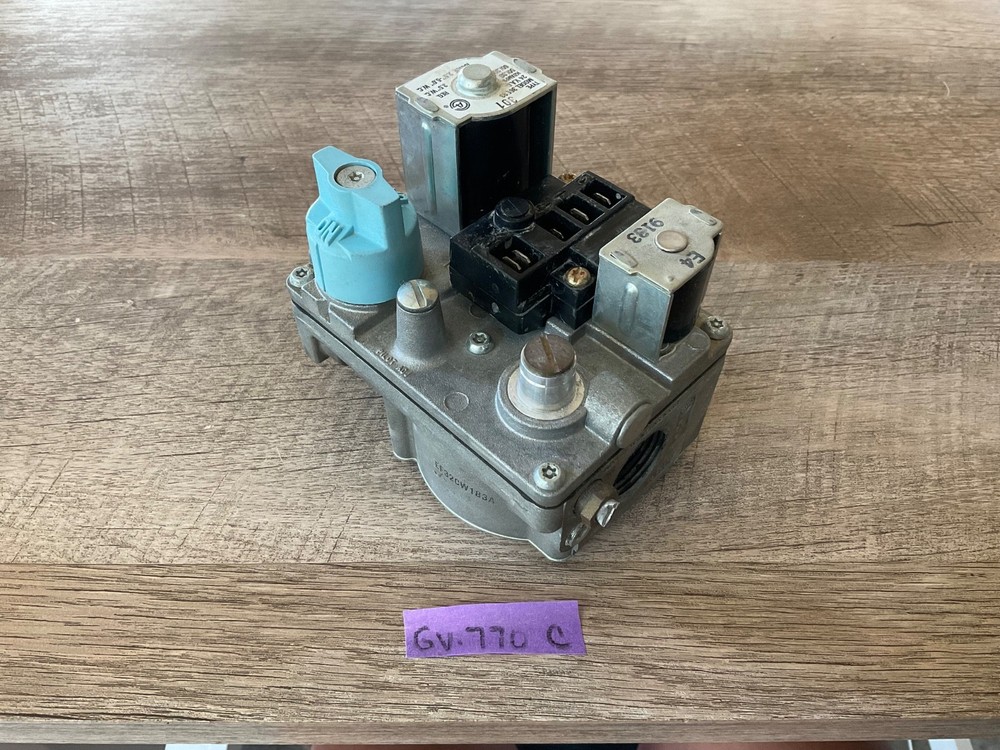 Furnace Gas Valve 36E93 Type 301 White-Rodgers