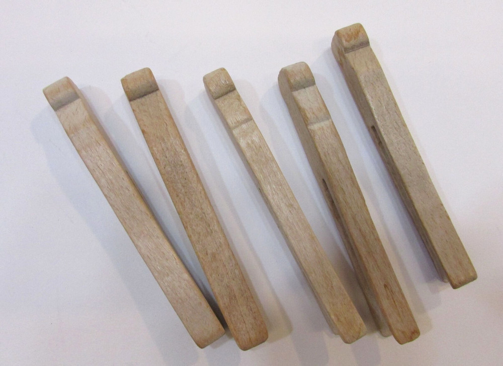 Five Primitive Old 1920's Solid Wood 4" Clip On Line Antique Clothespins C