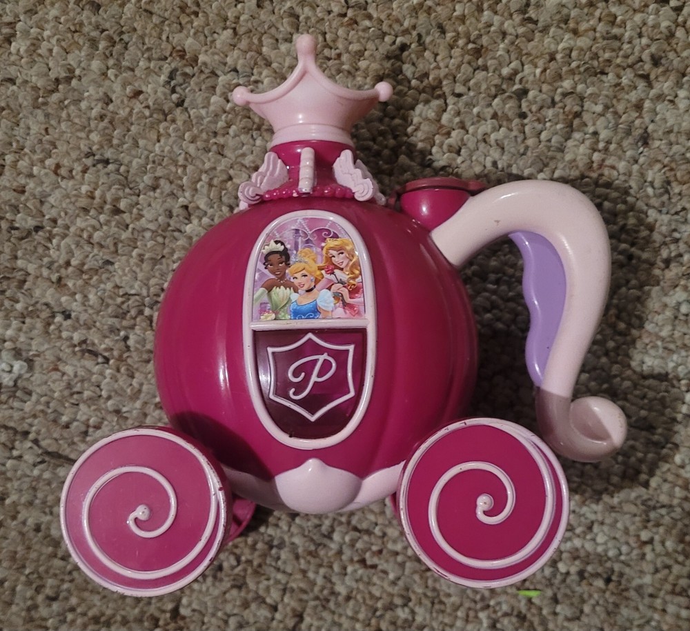 Disney Princess Bubble Machine Carriage