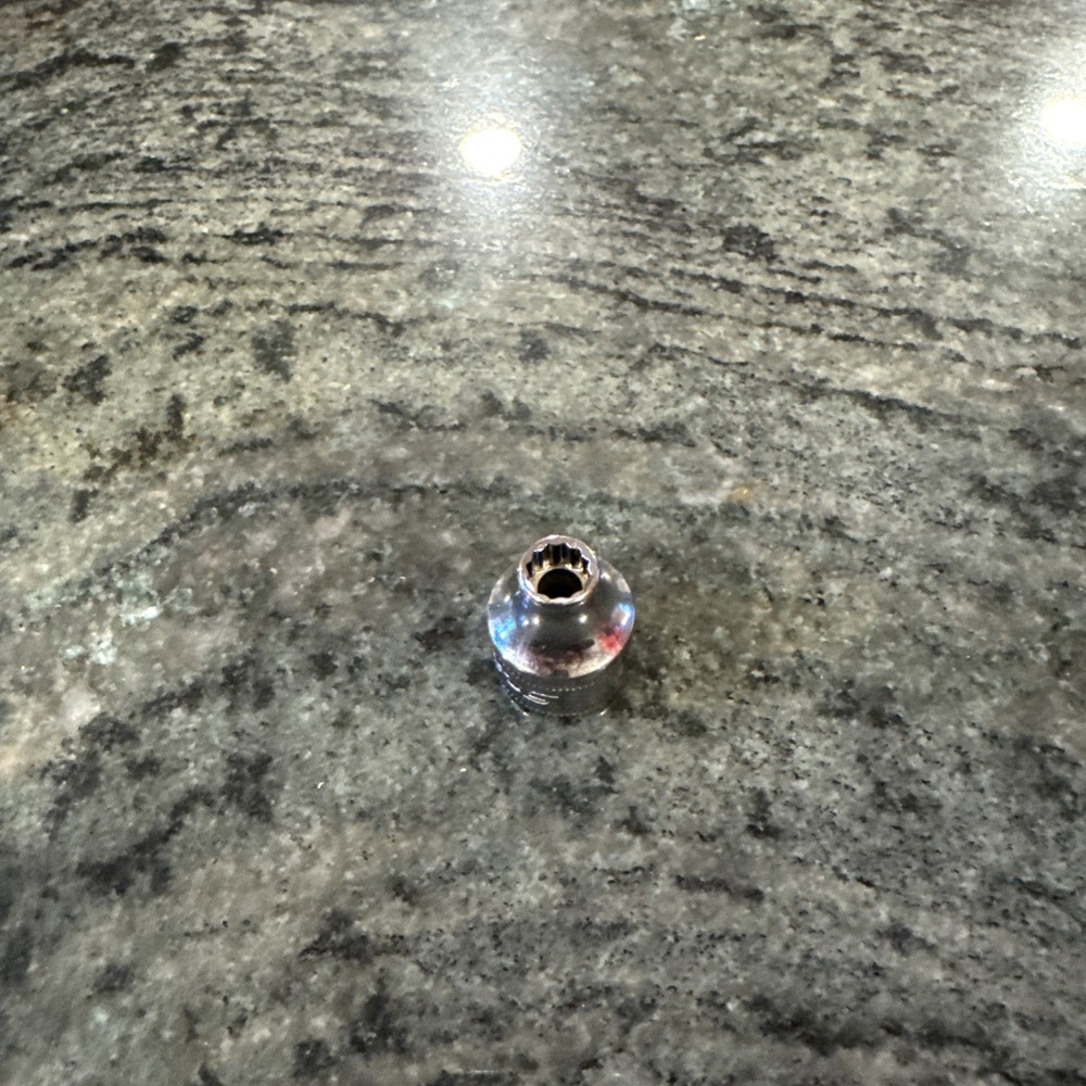 Snap On fm6 3/8” 6mm shallow 12 point chrome socket