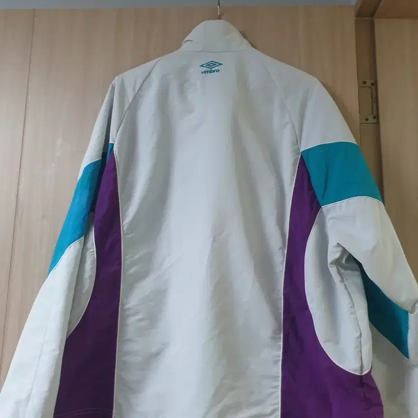 Umbro Windbreaker Jacket Size 110