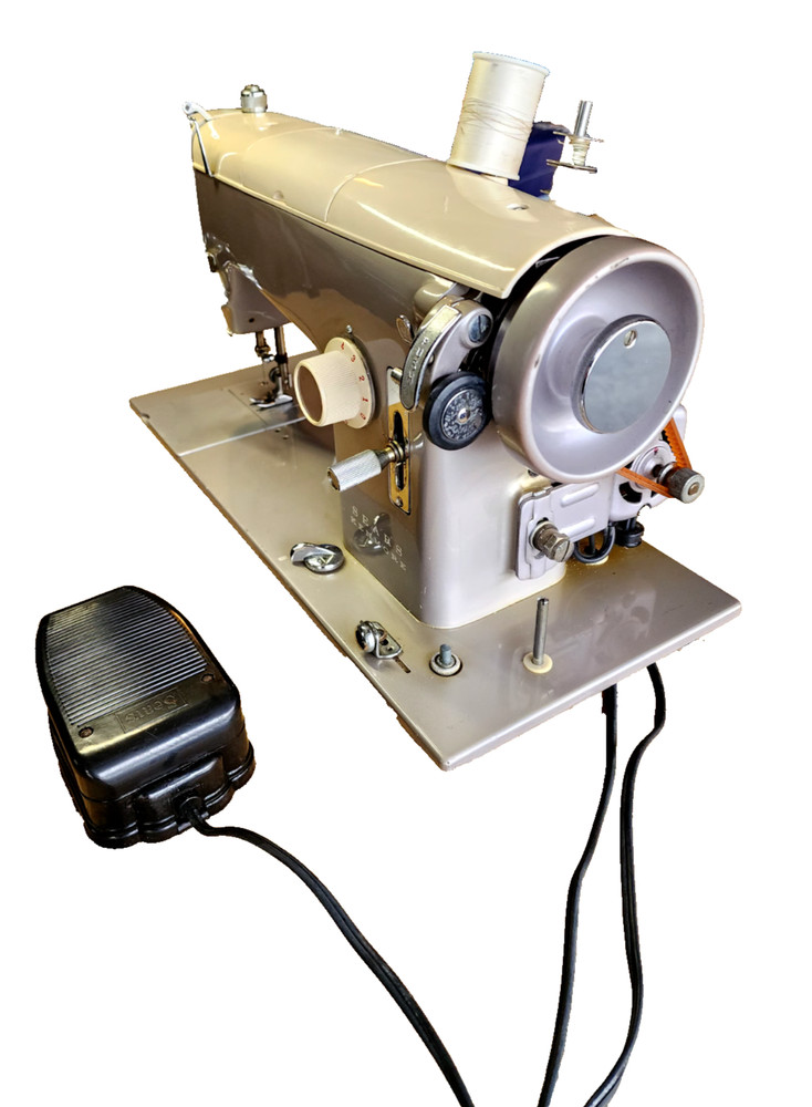 VINTAGE KENMORE SEWING MACHINE - MODEL 52 - PERFECT WORKING CONDITION