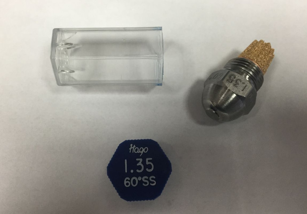 HAGO 1.35 GPH 60° SS SEMI SOLID NOZZLE (13560SS 22620 030G2164)
