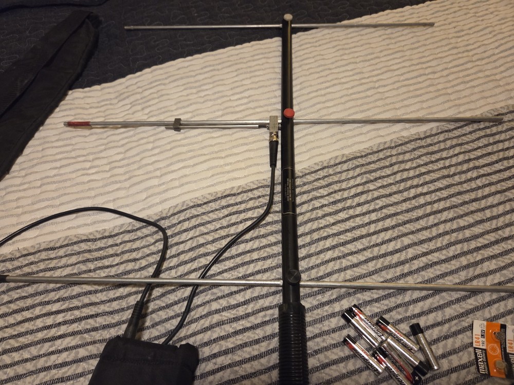 Walston TRX-3S Tracking System with receiver, transmitters, Antenna and cases
