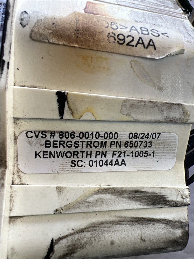 BERGSTROM TEMPERATURE CONTROL SWITCH,OEM, MISSING KNOBS , KENWORTH F21-1005-1