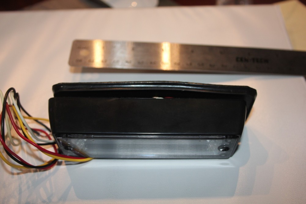 Clear/White Flashing Linz Led Light Pair (2)