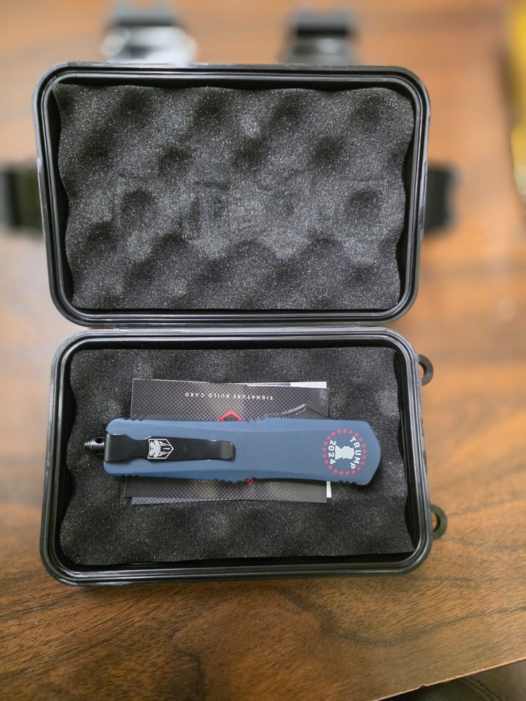 corba tech knife Trump