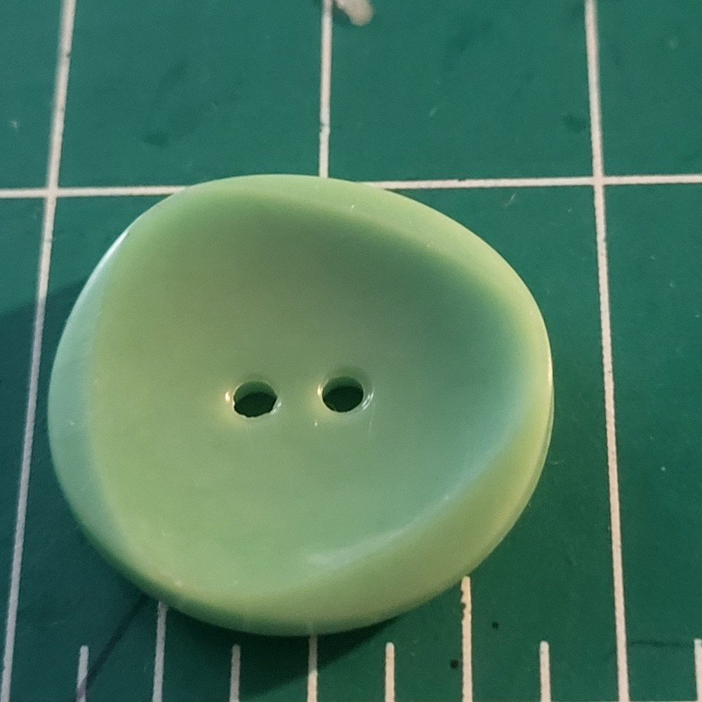 Colt # 53 button bright green confirmed pattern 7/8" excellent condition