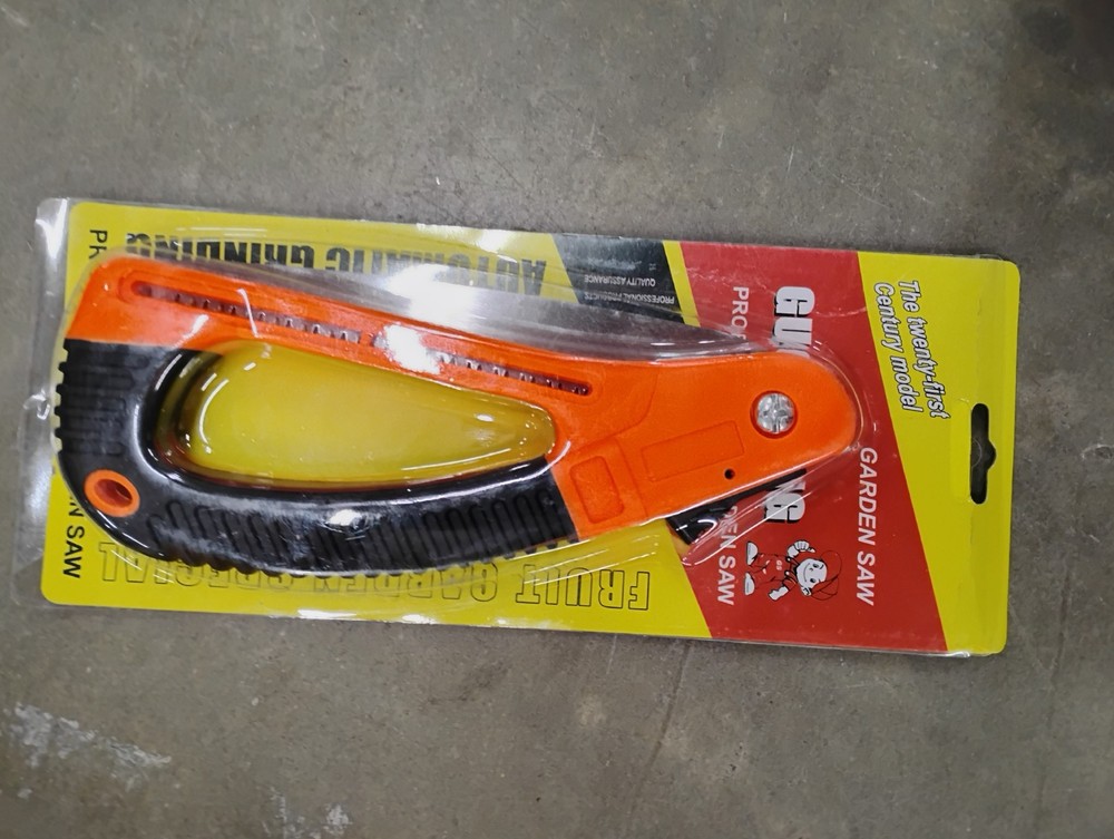 Foldable Pruning Saw