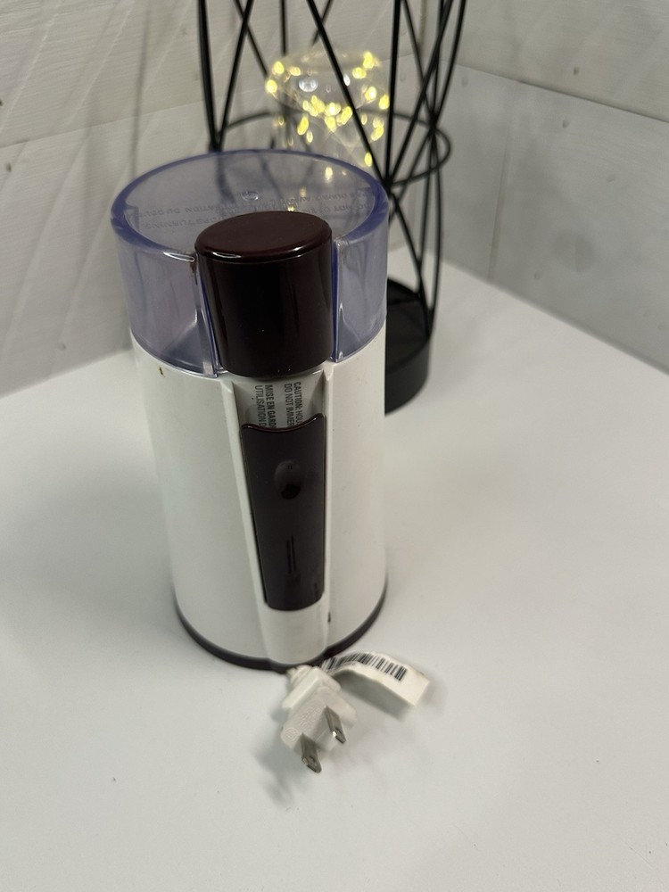 Black + Decker CBG5 SMART GRIND Coffee-Nut Grinder Tested