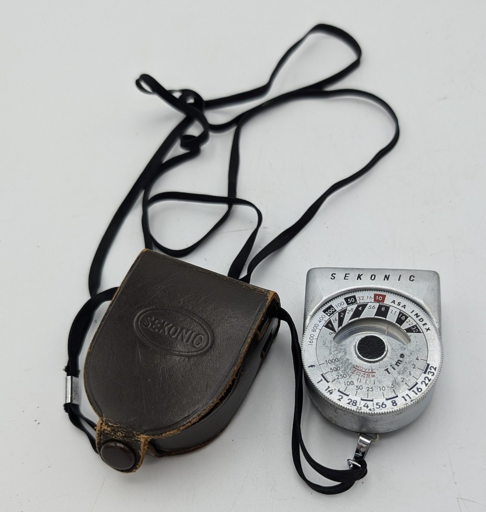 Sekonic "Guide" Exposure Light Meter Model L-7b W/Leather Case, Strap