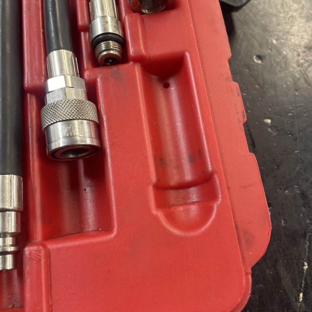 CT50 CT100 MAC TOOLS Compression Test Kit Complete with CT115 Case missing 1 pc