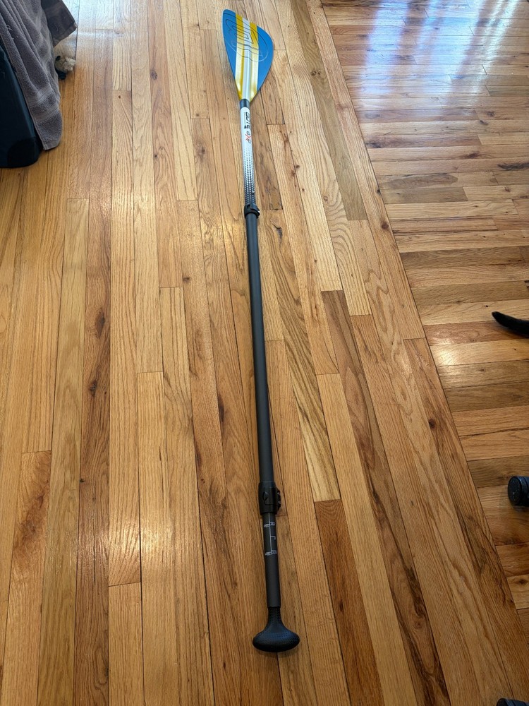 3-Piece Adjustable Fiberglass Paddle Bote (Blue variation)
