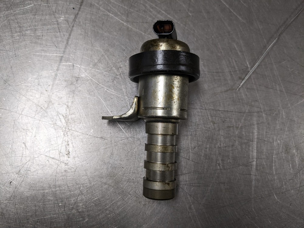 Variable Valve Timing Solenoid For 13-18 Ford C-Max 2.0 CJ5E6B397AA