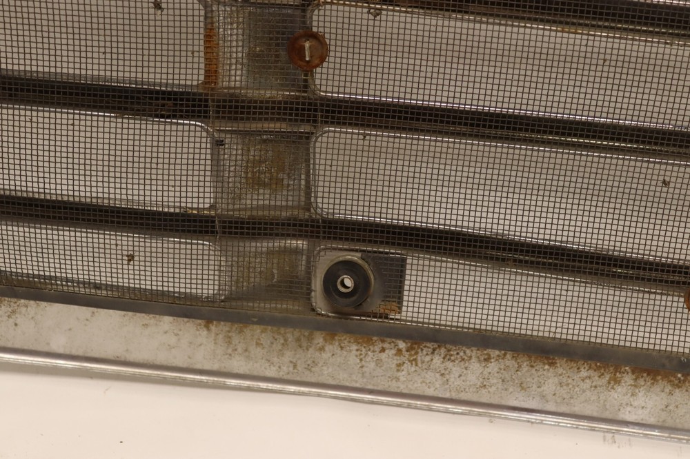 2008-2017 FREIGHTLINER CASCADIA 125 EVOLUTION FRONT MAIN CHROME GRILL GRILLE OEM