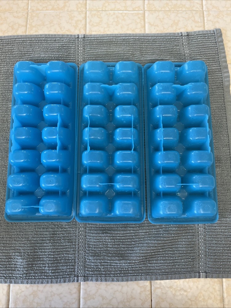 Ice Cube Trays (Set Of 3) Blue