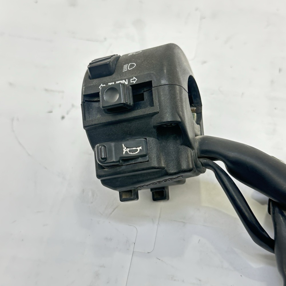 2007 - 2012 HONDA CBR600RR LEFT SWITCH LIGHTS HORN INDICATOR CONTROL BUTTONS