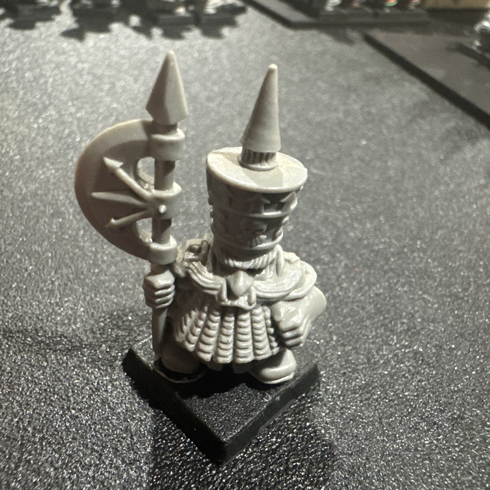 Warhammer Chaos Dwarves Halberd OOP Plastic P