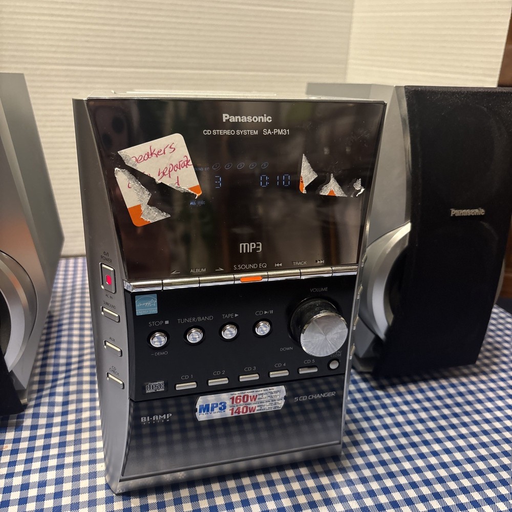 PANASONIC CD STEREO SYSTEM SA-PM31 - 5 CD CHANGER - CASSETTE - MP3, See Pics!!