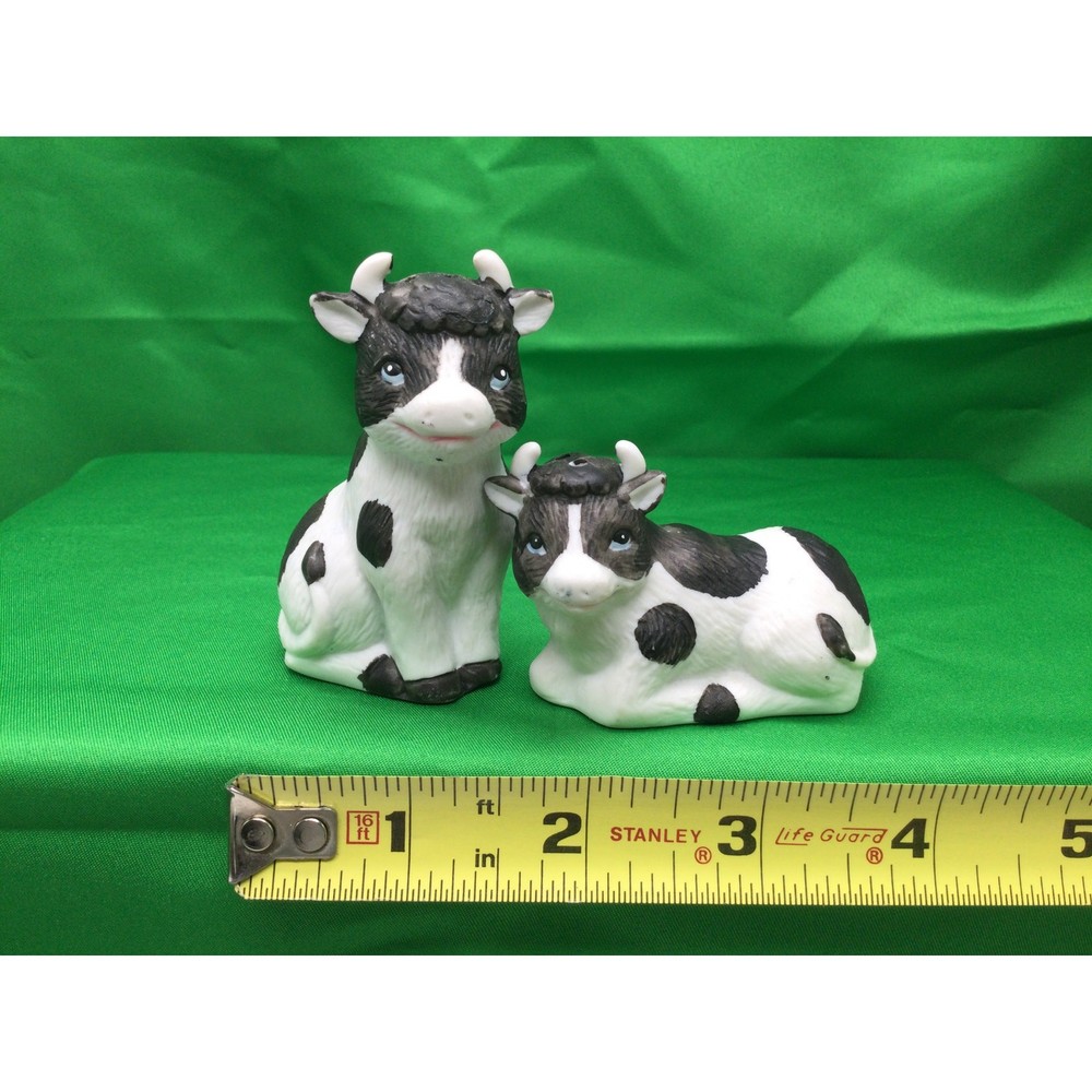 Ceramic Cow Salt and Pepper Shaker Set