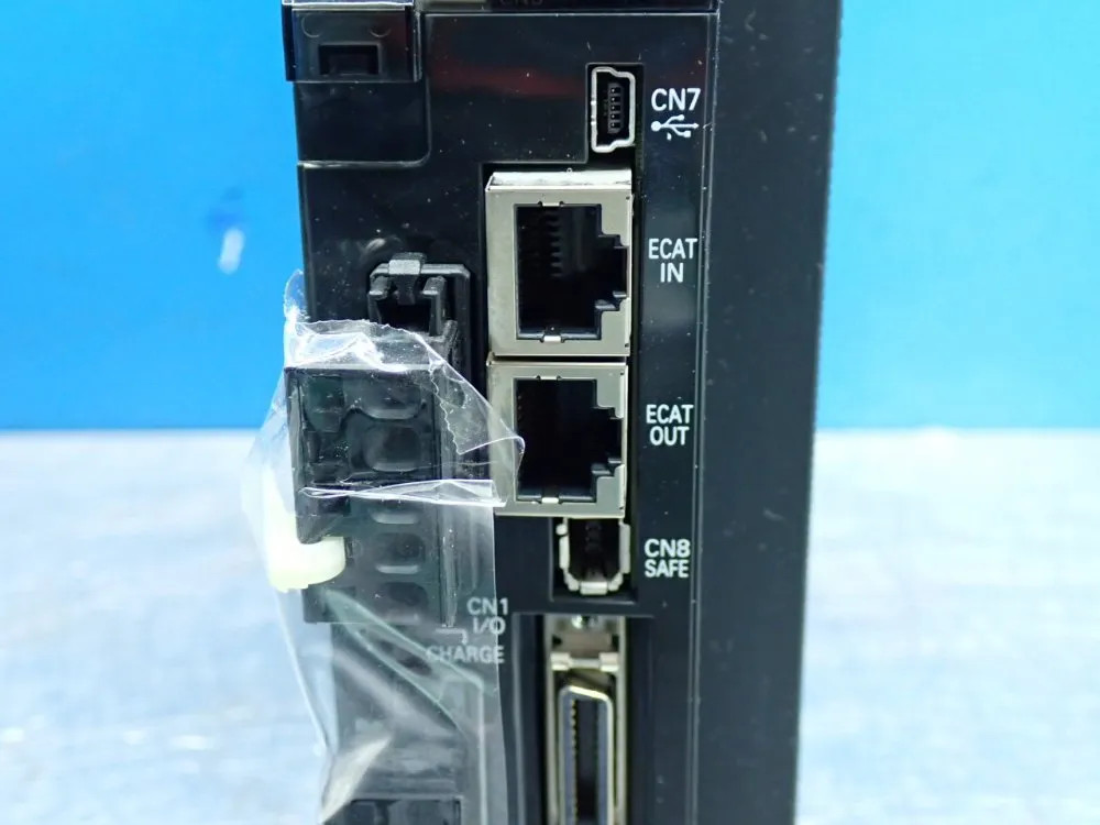 OMRON R88D-KN04H-ECT G5-SERIES MOTION CONTROL FUNCTION SERVO DRIVER UNIT 300