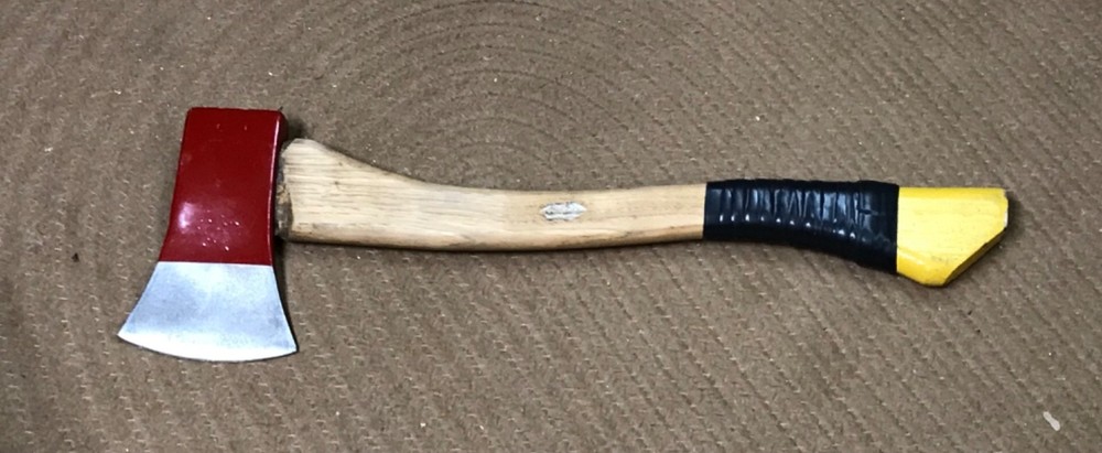 Older stamped head GARANT AXE.