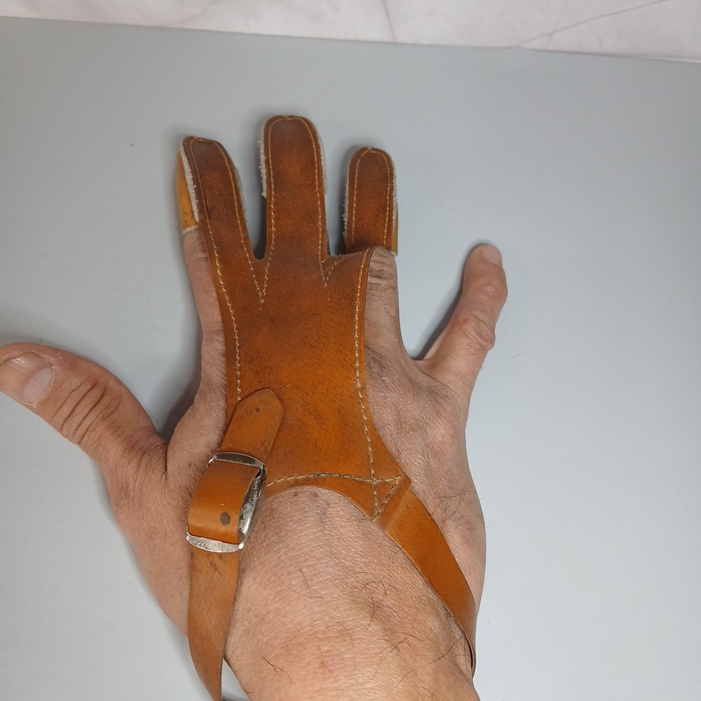 Brown Leather Archery Glove Standard Medium