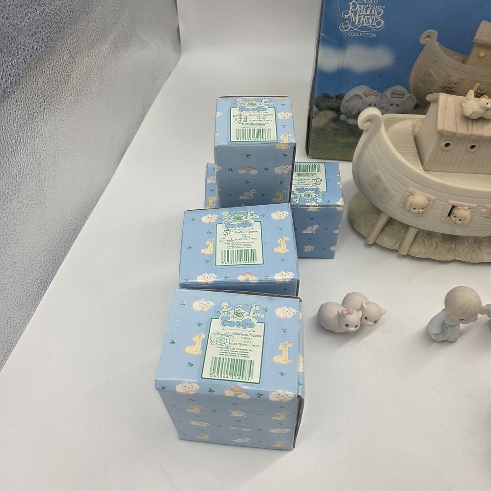 Precious Moments Two by Two Noah's Ark Lighted Complete Set Excellent All Boxes