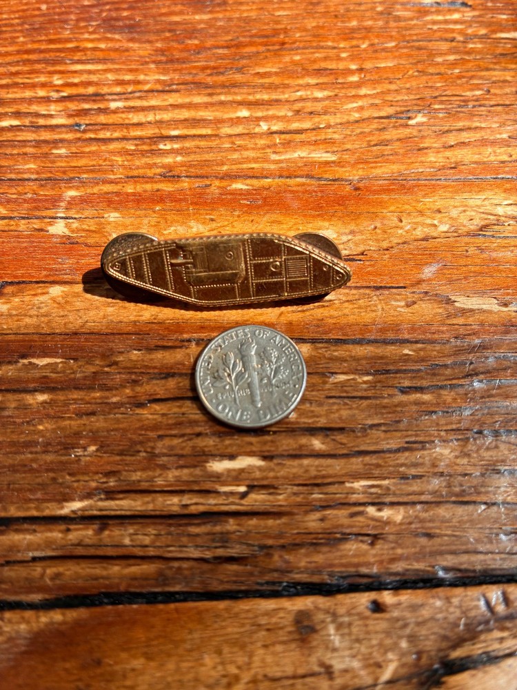 Authentic Vtg WW2 US Armor Tank Corps Collar Disc Pin