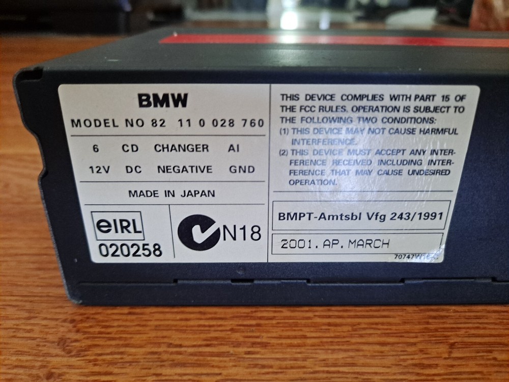 BMW E46 99-06 OEM 6-disk CD Changer Player Trunk Unit Model No 82110028760