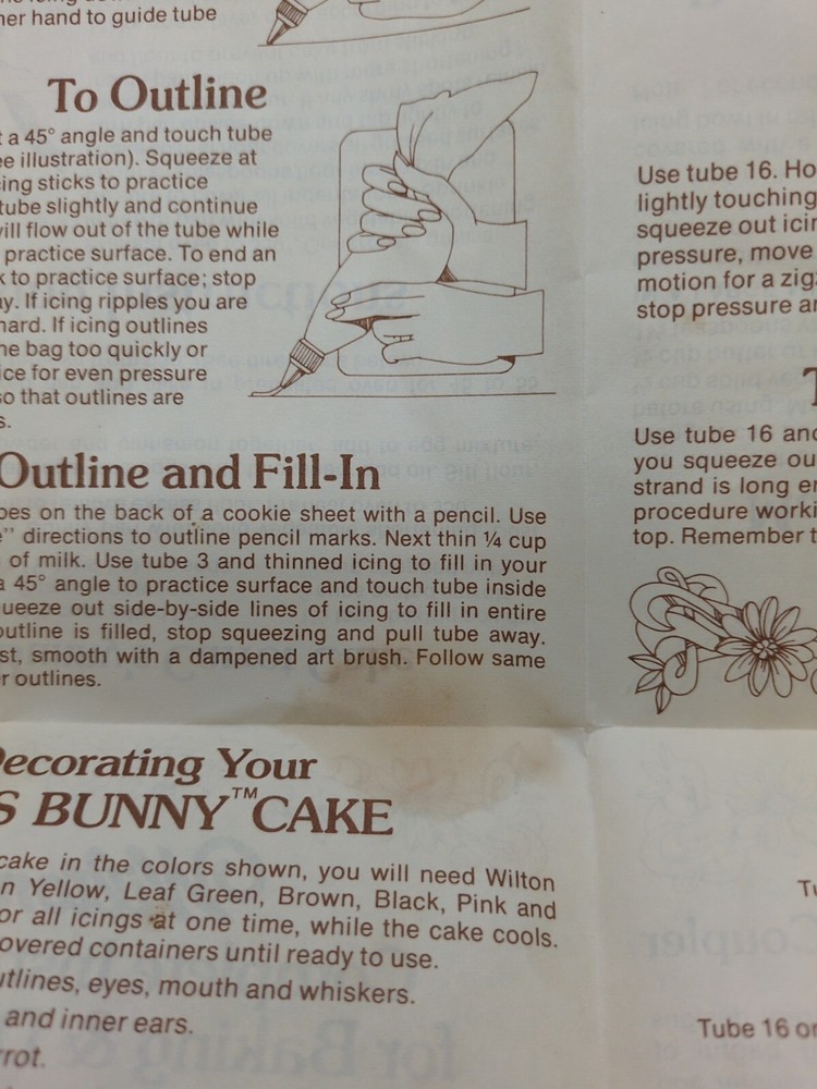 1978 Wilton Bugs Bunny Cake Complete Instructions For Baking And Decorating