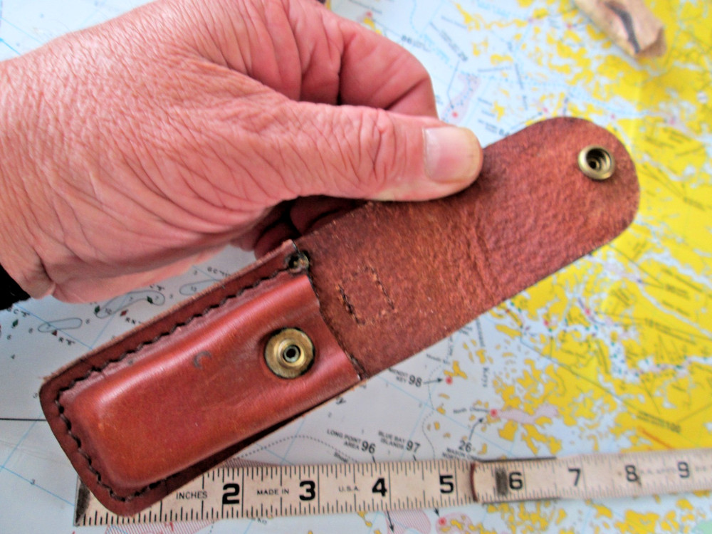 Small CUTCO Leather Folding Knife Sheath **NO KNIFE**