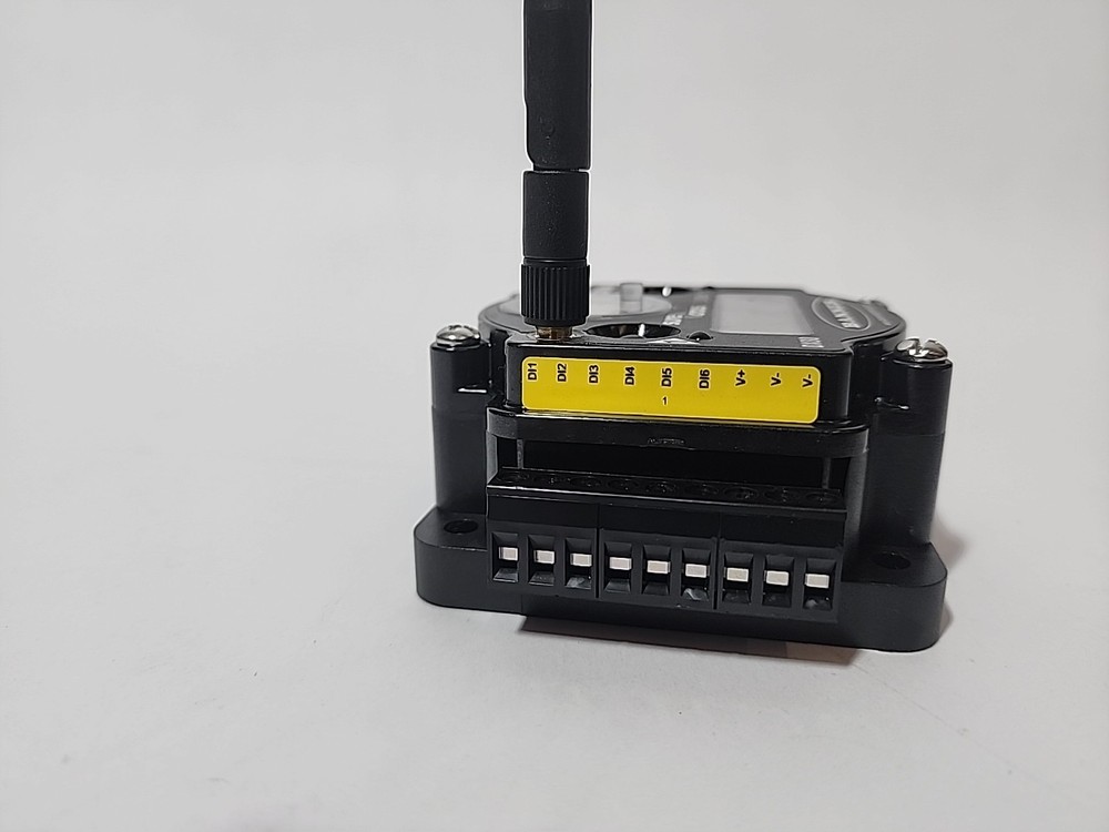 USED BANNER 7044A-DX8024