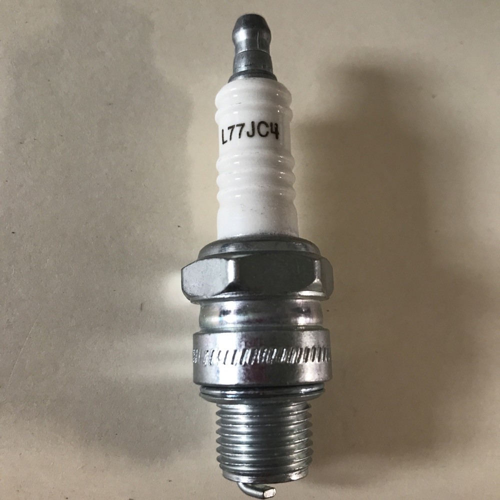 Champion Copper Plus Spark Plug  L77JC4 BULK