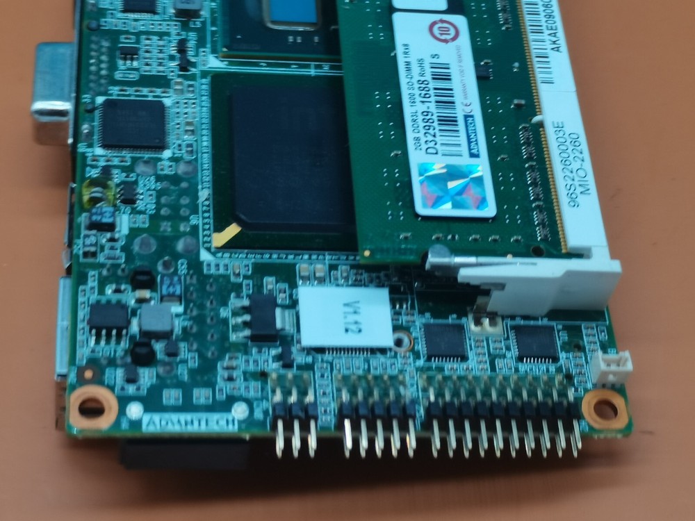 ADVANTECH MIO-2260 96S2260003E MAINBOARD