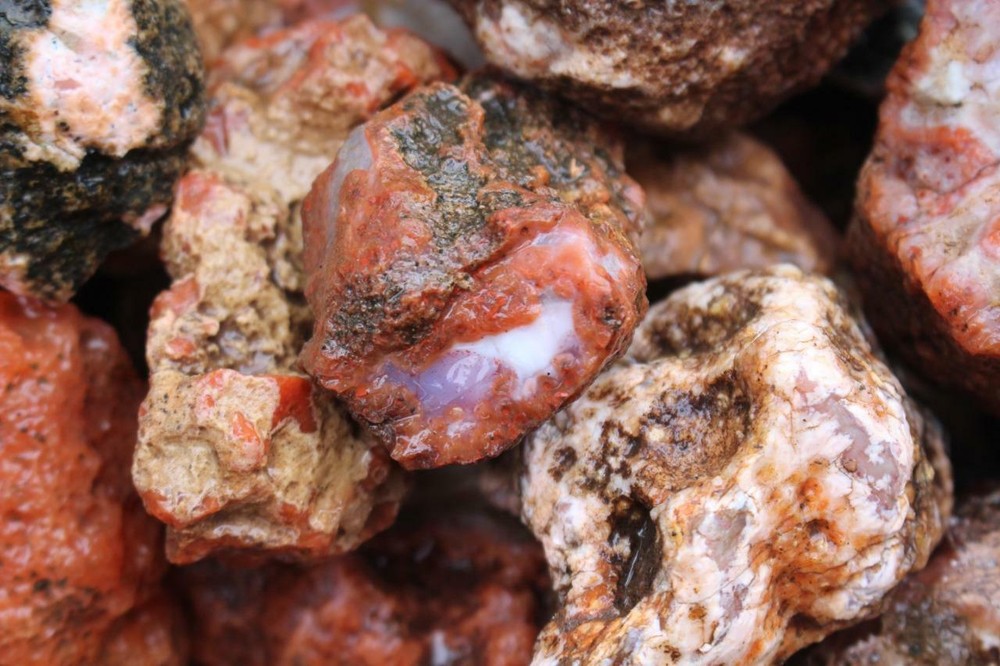 Morocco Berber Agate 5 lb Random pull rough lot