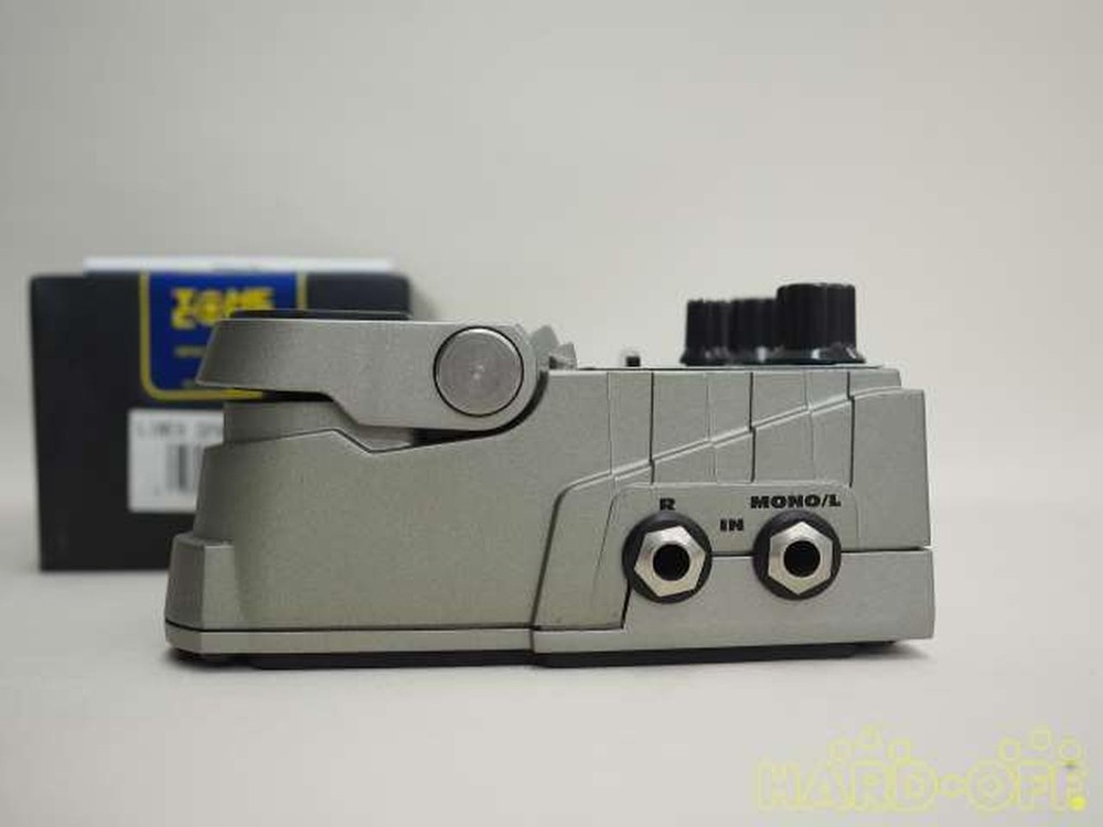 line 6 space chorus Effect Pedal